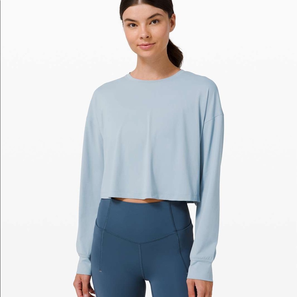 Lululemon Chambray Muscle Love Crop